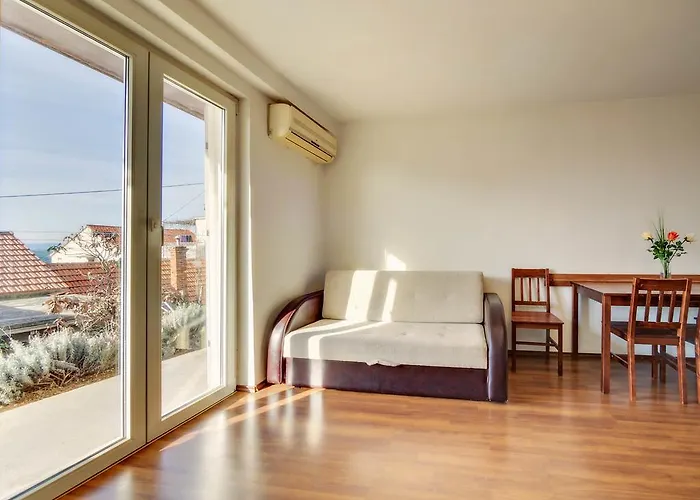 Danijela * 시베니크