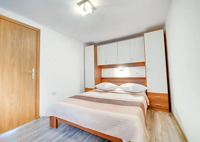 아파트 Danijela 시베니크